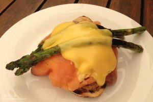 salmon asparagus