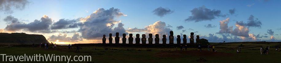 Ahu Tongariki 的日出全景.