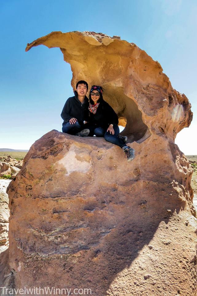 strange rock formation 奇特石頭