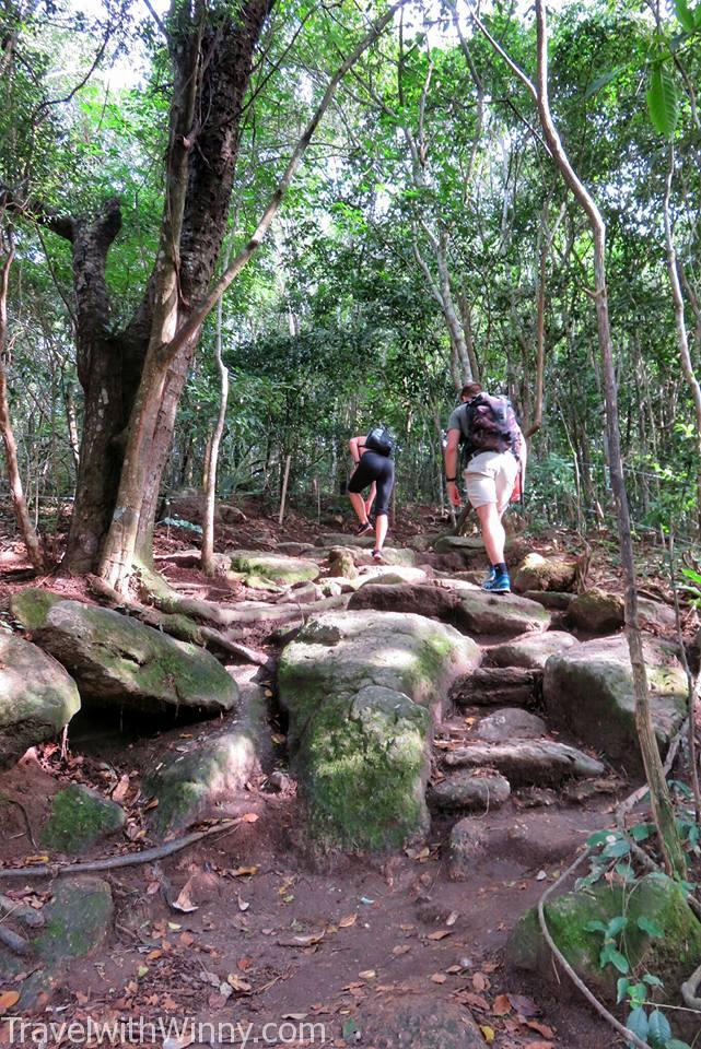 sugarloaf mountain trek