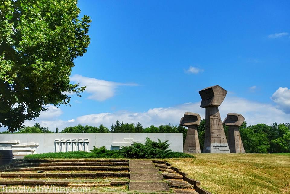 Bubanj Memorial Park 第二次世界大戰紀念碑