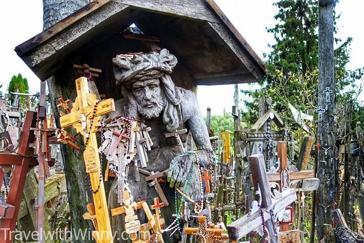 Hill of Crosses 十字架山