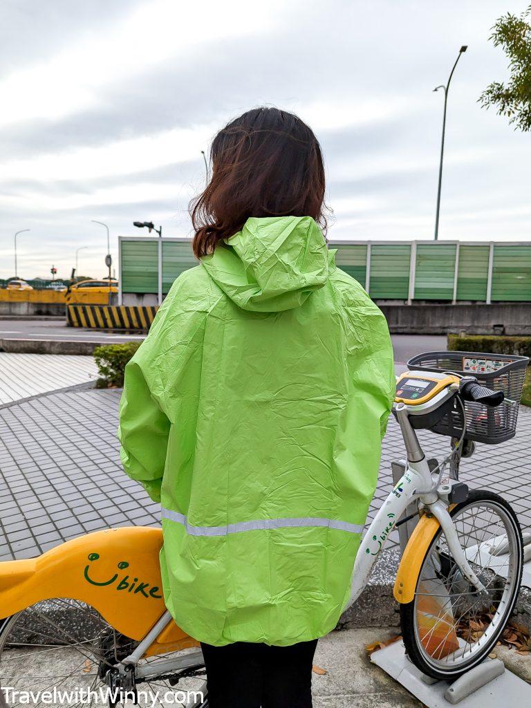 Usii 風雨衣背後反光條