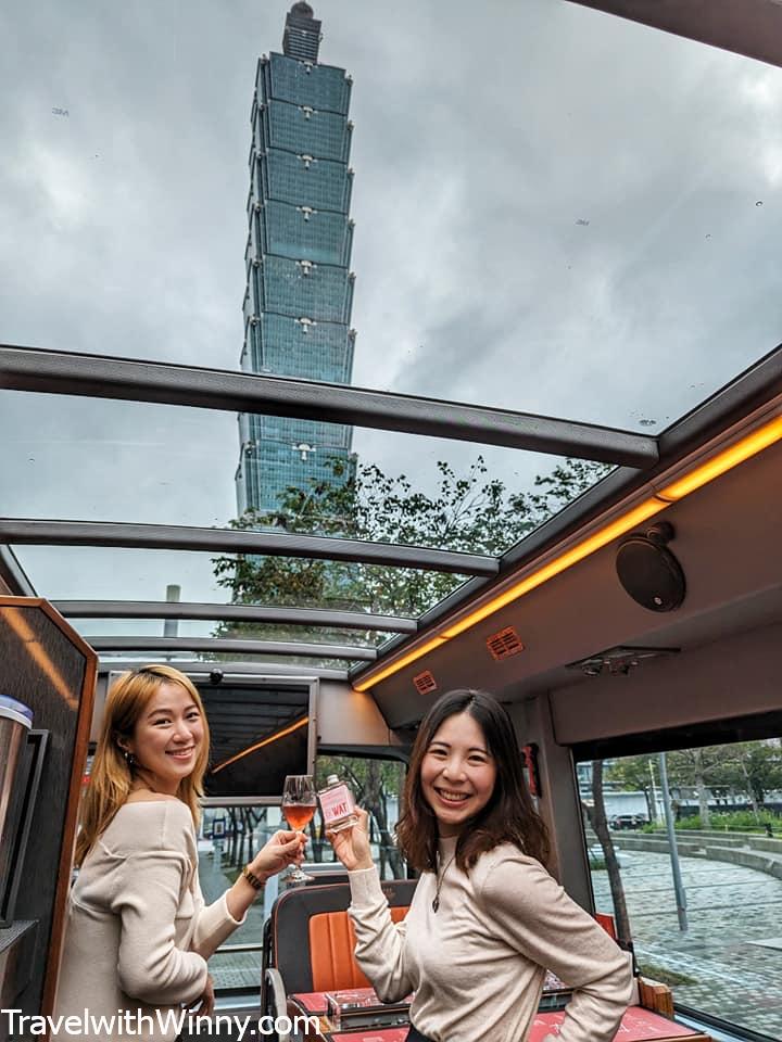 台北雙層餐車 Taipei Restaurant Bus