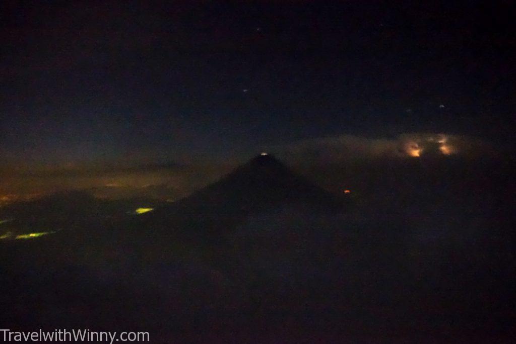 富埃戈火山 fuego guatemala 瓜地馬拉 dense fog 濃霧