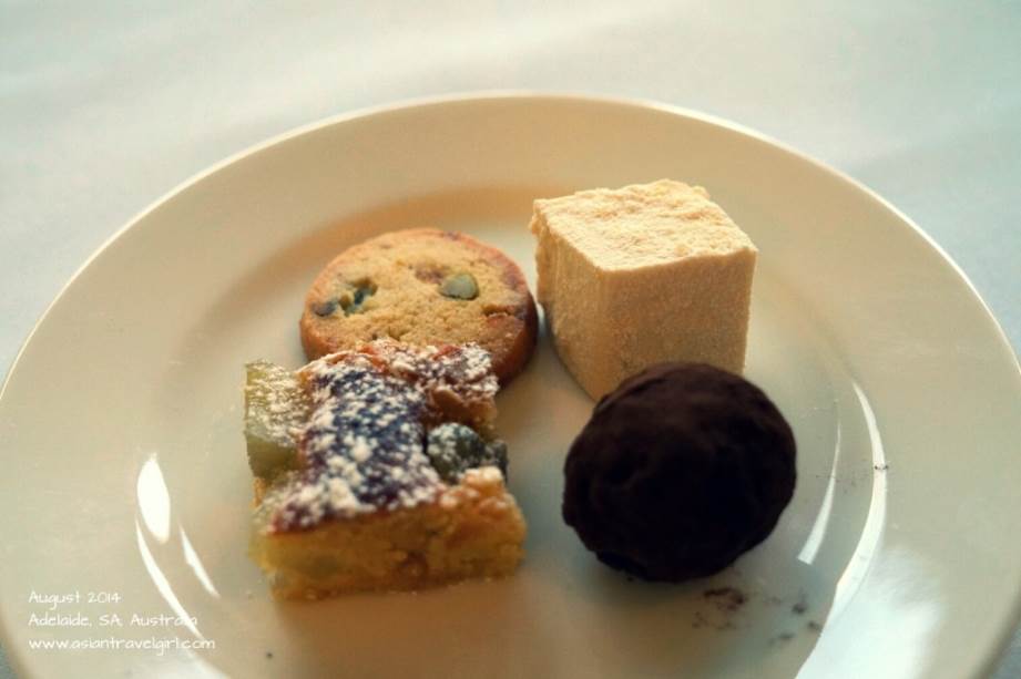 petit four